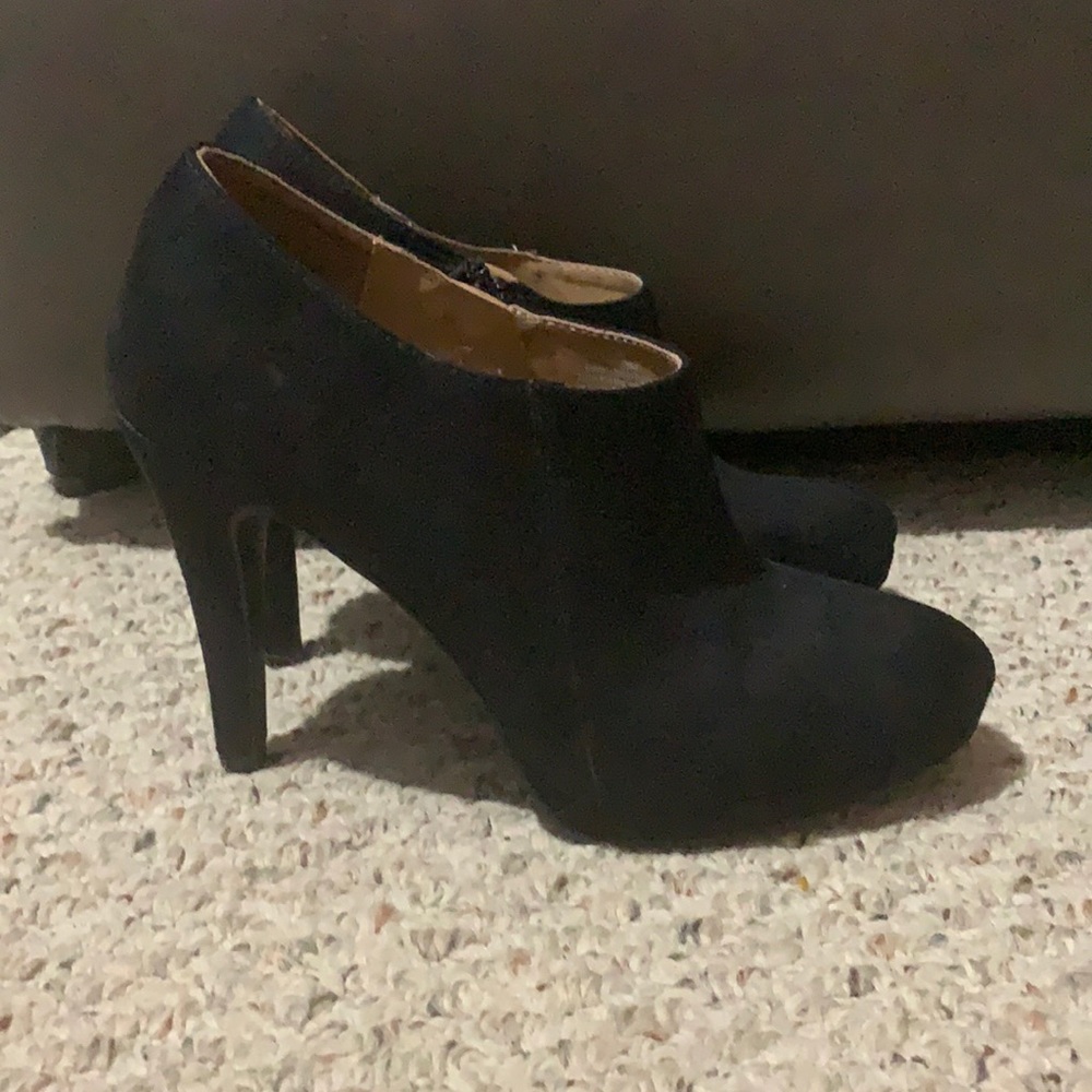 black booties